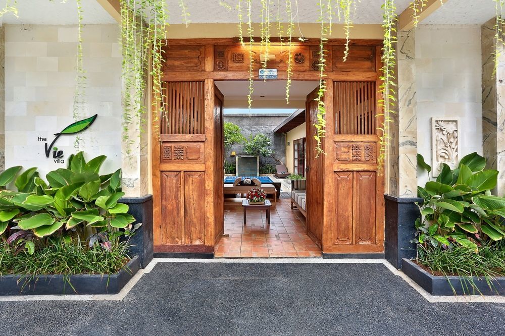 The Vie Villa Legian Exteriör bild