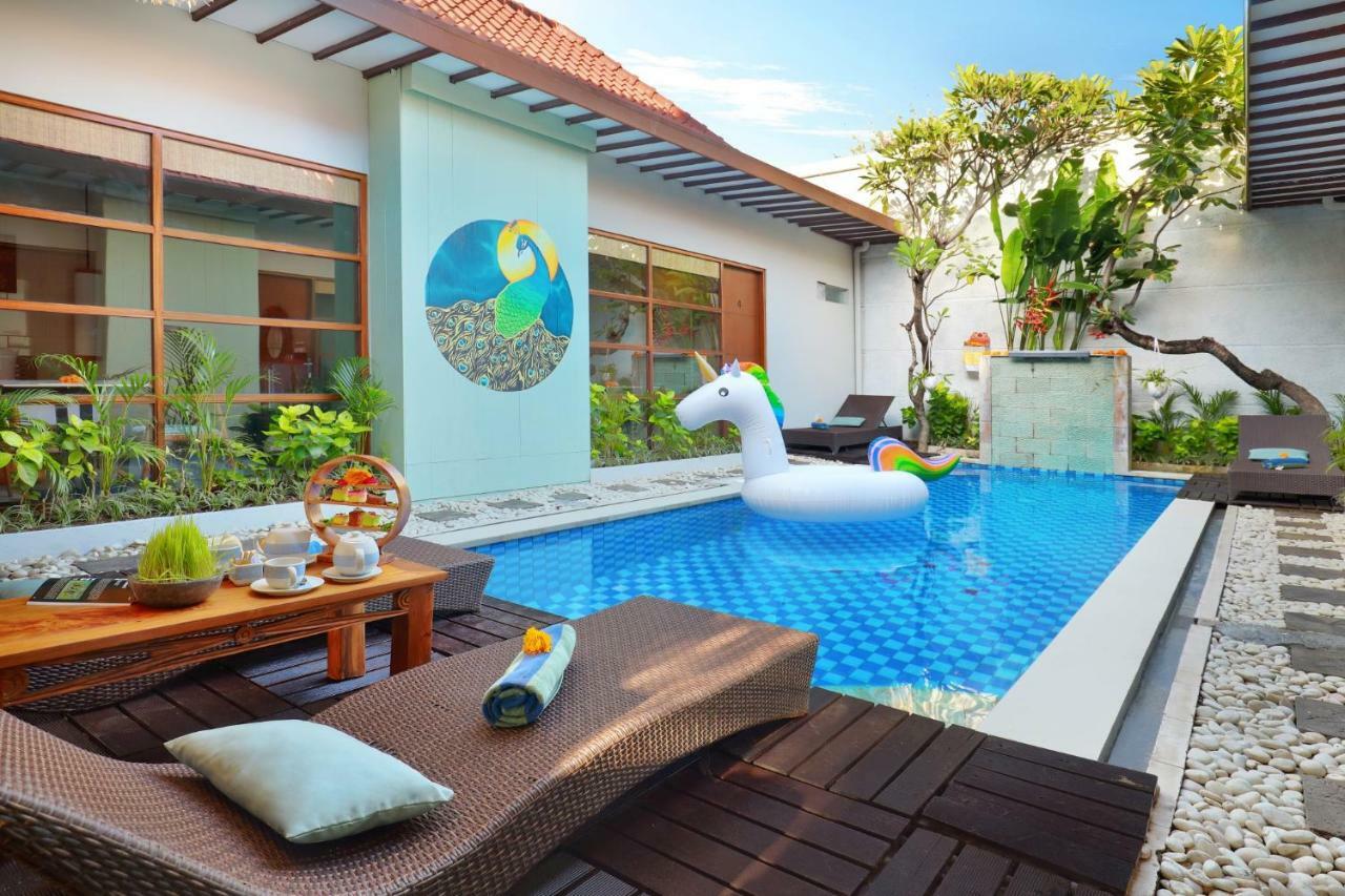 The Vie Villa Legian Exteriör bild